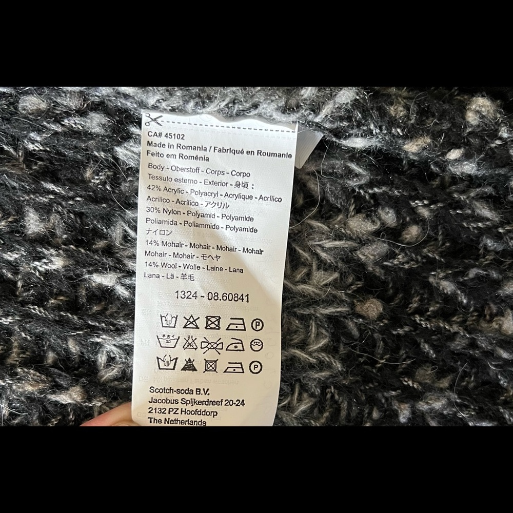 Scotch & Soda Long Knit Cardigan with Snaps up front - 2 - Picture 11 of 11